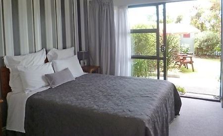 Opua Boutique Seaview Motel Luaran gambar