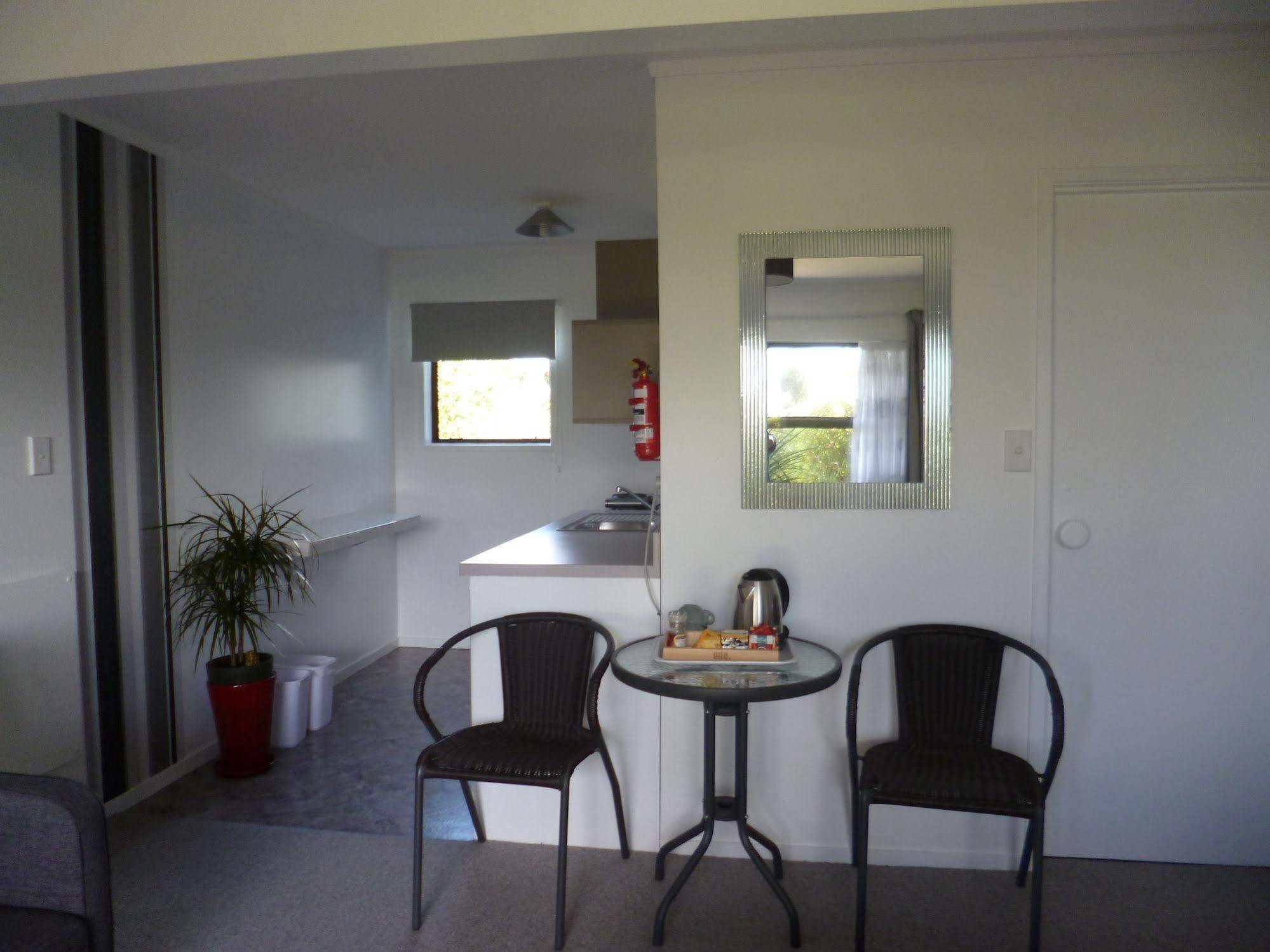Opua Boutique Seaview Motel Luaran gambar