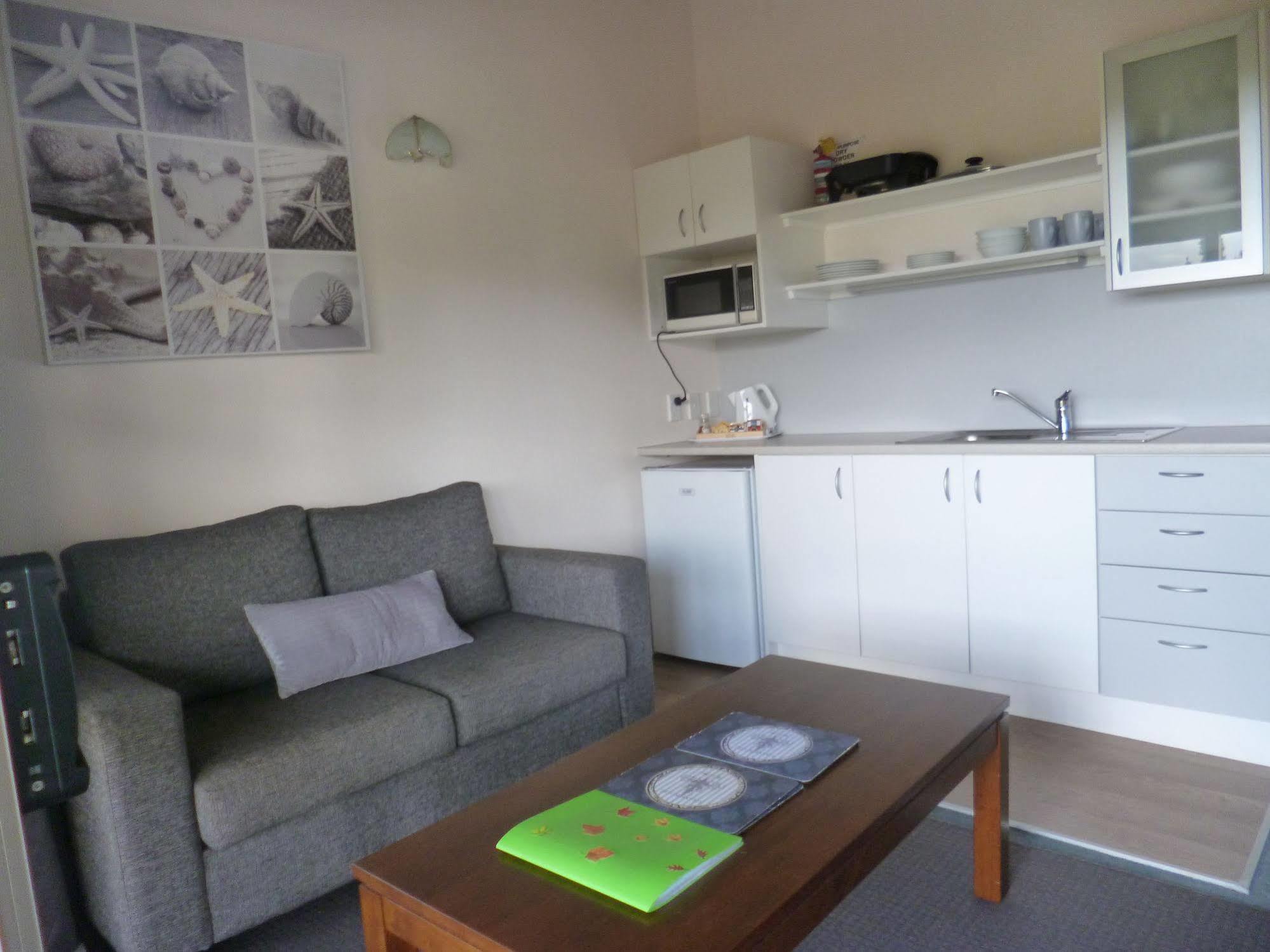Opua Boutique Seaview Motel Luaran gambar
