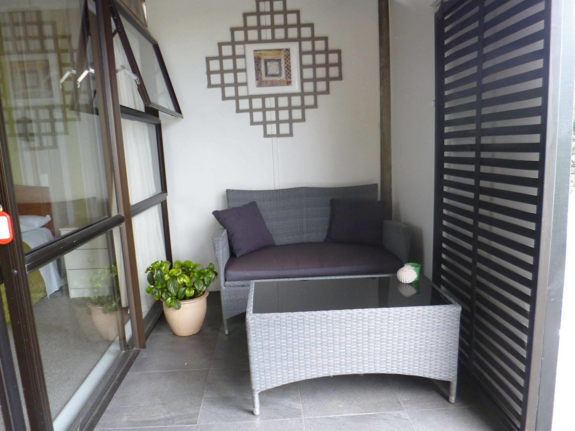 Opua Boutique Seaview Motel Luaran gambar